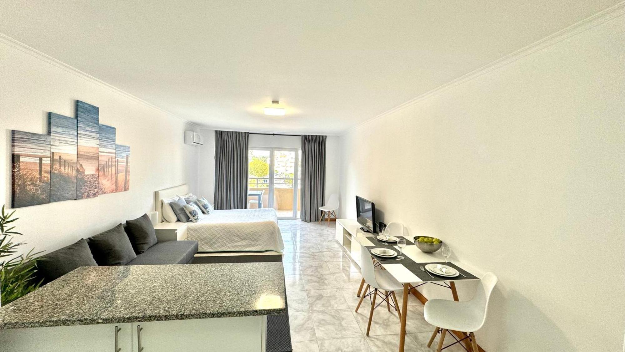 Praia Da Rocha, 4ºb Jardins Da Rocha, Charming Studio, Near The Sea, By Ig Portimao Bagian luar foto